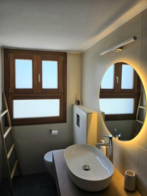 Season Lovely Seafront Vakantiehuis